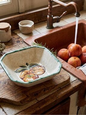 HiMark Tre Ci Italy 8.25” Square Pasta Serving Bowl Peaches Small Fruit Bowl